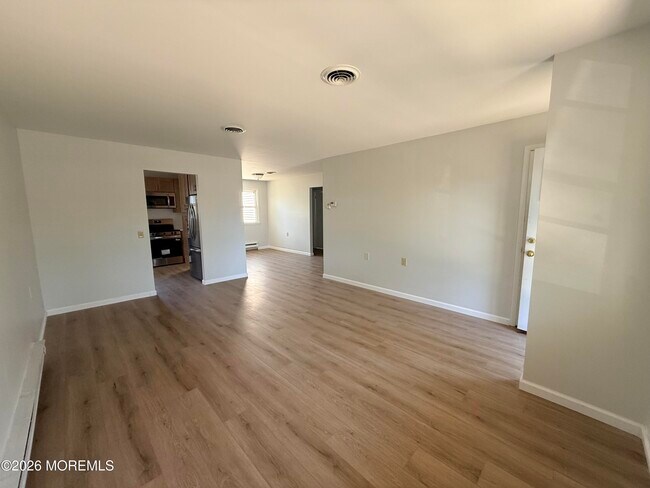 Building Photo - 50 Westport Dr