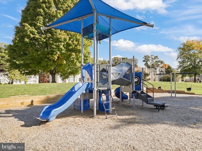 Building Photo - 6502 Coachleigh Way