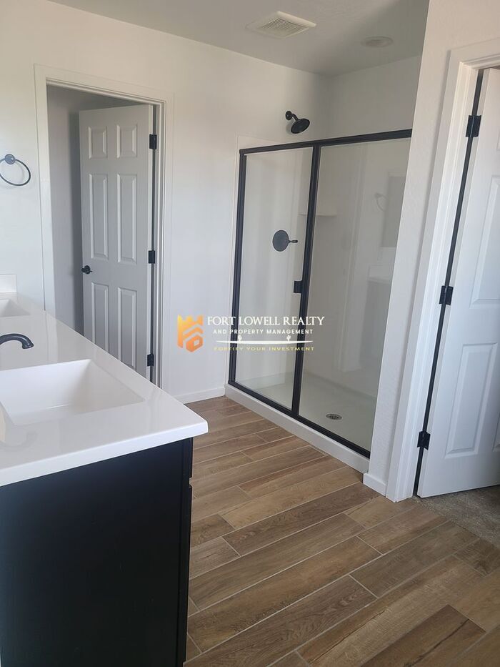 Building Photo - 18374 W Weatherby Dr