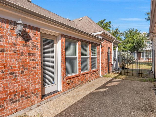 Building Photo - 3722 Prague Mews