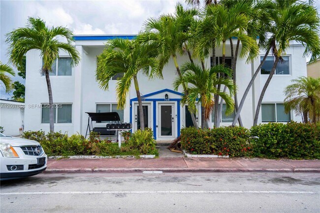 Building Photo - 725 81st St