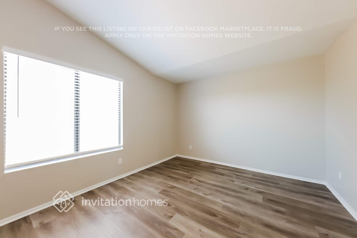 Building Photo - 20463 N 37th Ave