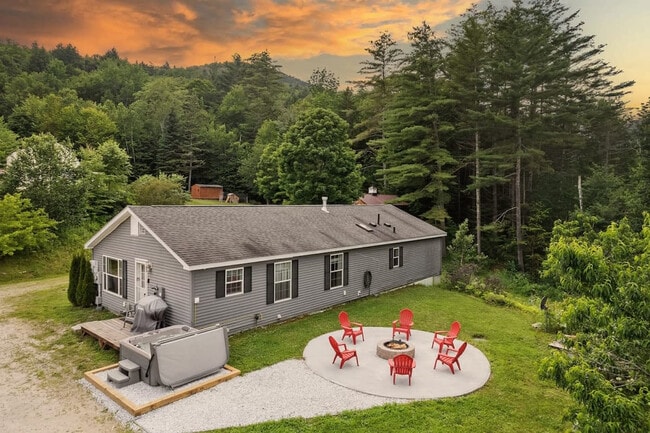 Building Photo - 90 Blueberry Hill Rd