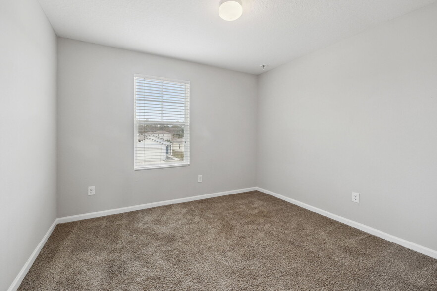 Building Photo - 418 Ashby Landing Way