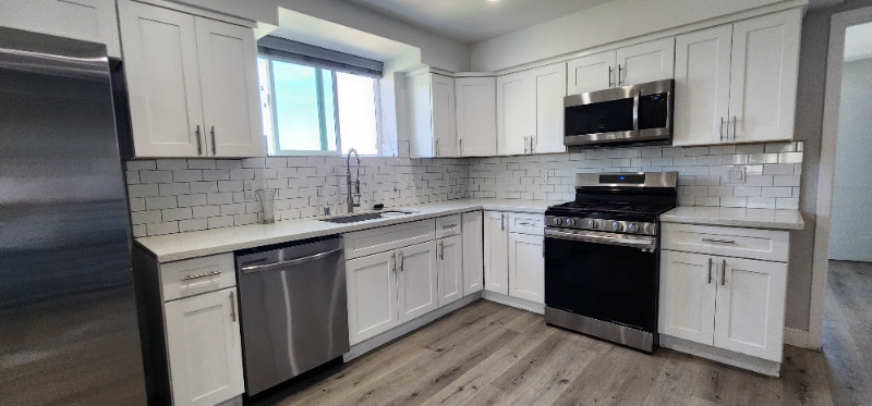 Building Photo - 4651 W 18th St