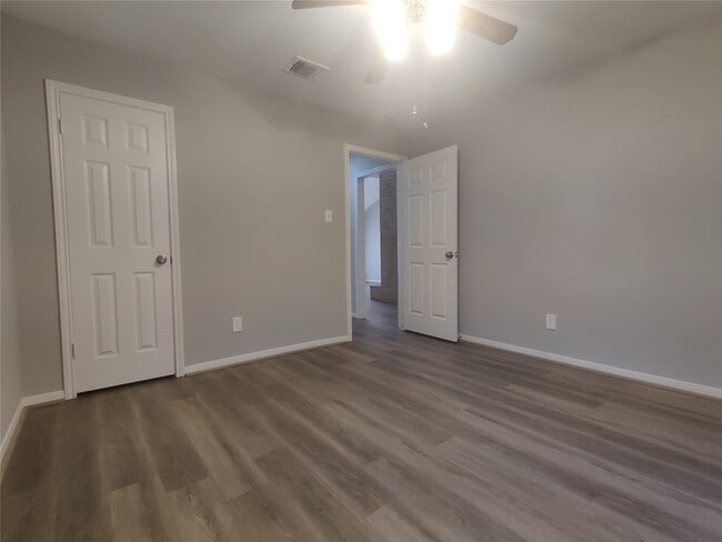 Building Photo - 9462 Fuqua St