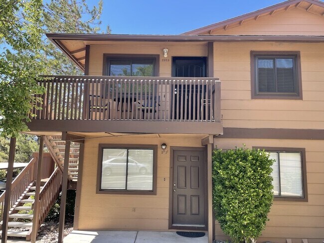 Building Photo - 2923 Tierra Verde E