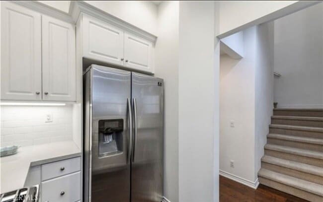Building Photo - 31 Quartet-