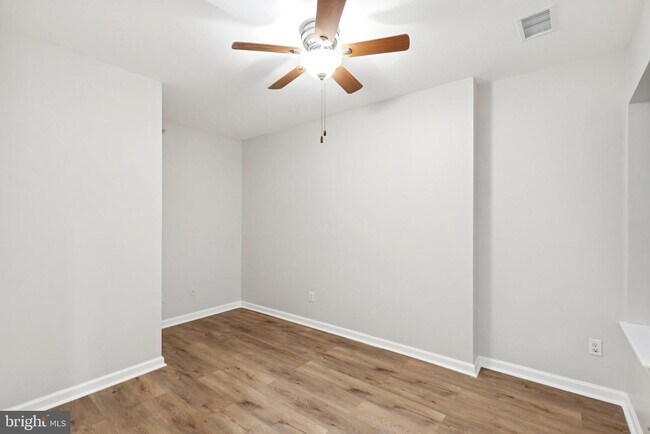 Building Photo - 1931 N Uber St