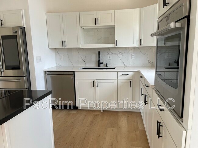 Building Photo - 9021 Lance Cir