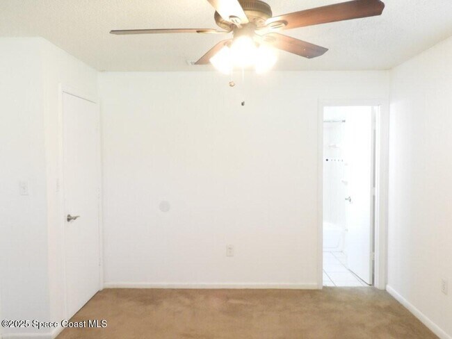 Building Photo - 1006 Wabash Rd SE