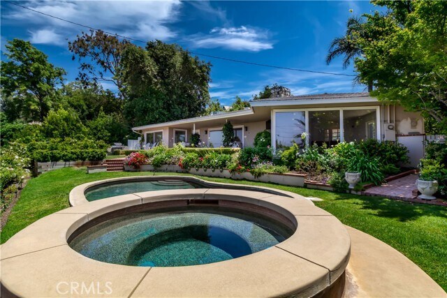 Building Photo - 3546 Berry Dr