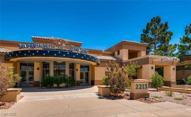Building Photo - 9004 Litchfield Ave