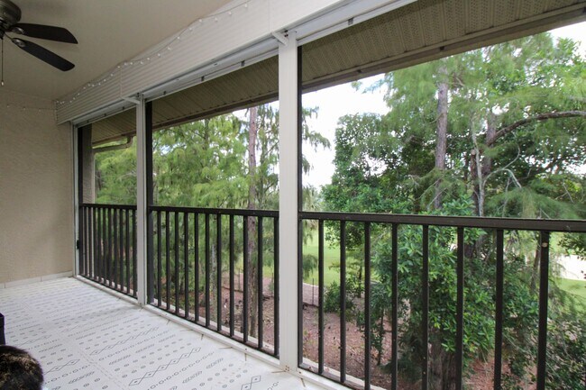 Building Photo - 5767 Deauville Cir