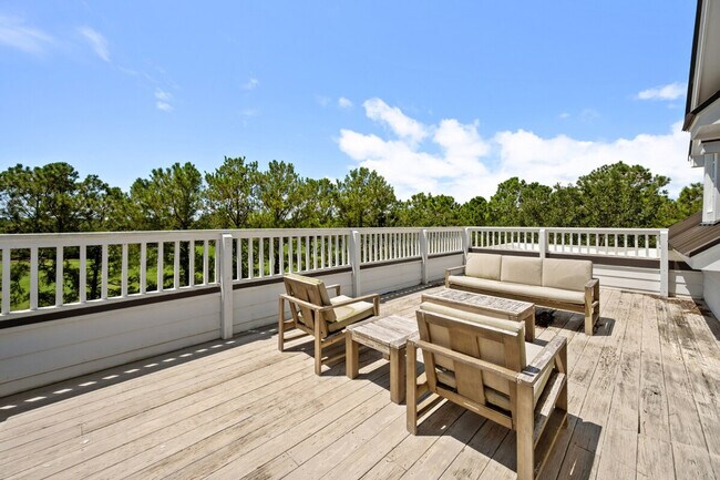 Building Photo - 743 Collins Meadow Dr