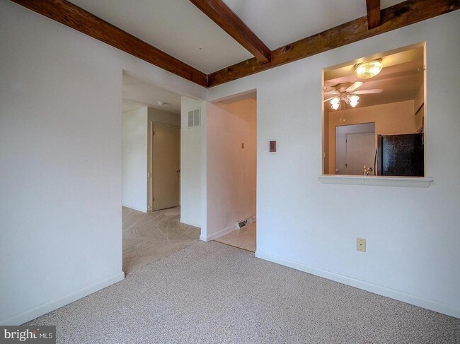 Building Photo - 1001 Winfield Ct