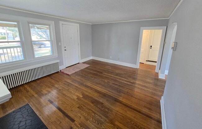 Building Photo - 3504 Chesapeake Blvd