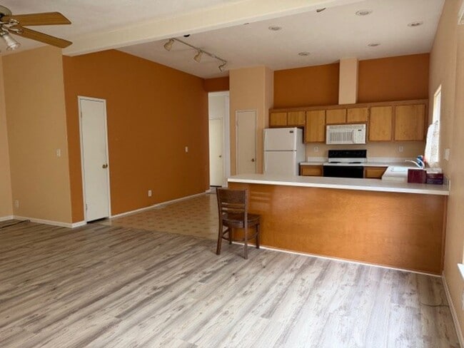 Building Photo - ? Newly Remodeled 3 Bedroom, 2 Bath Home in Monroe, Oregon ?
