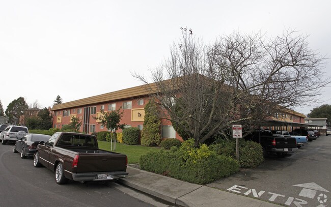 Exterior Photo - Caliente Apartments