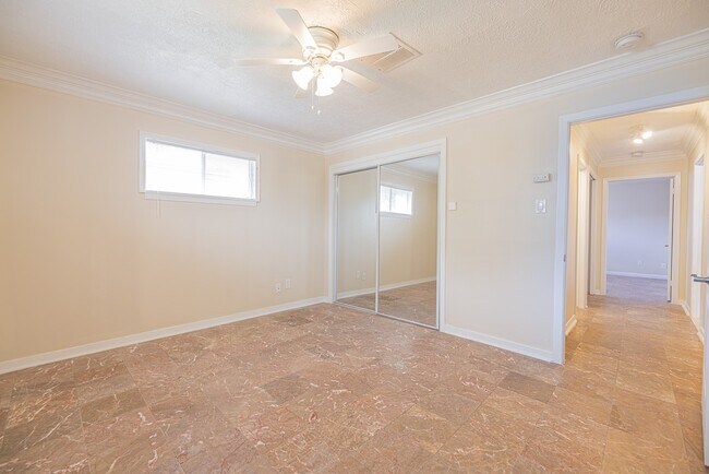 Building Photo - 4113 Edison St