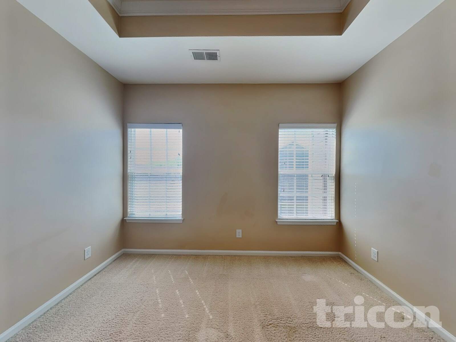 Building Photo - 22351 Market St