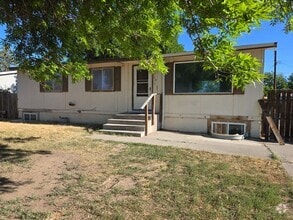 Building Photo - 110 5th Ave E