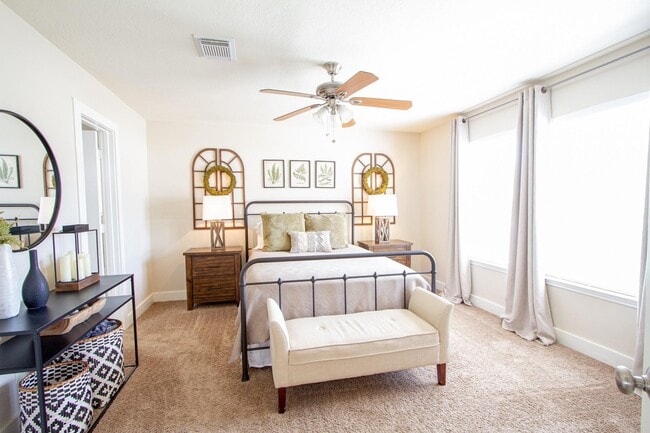 Building Photo - 18730 Atasca Oaks Dr