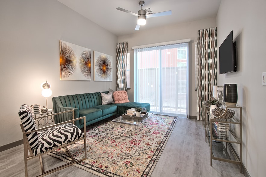 Building Photo - Jade Apartments