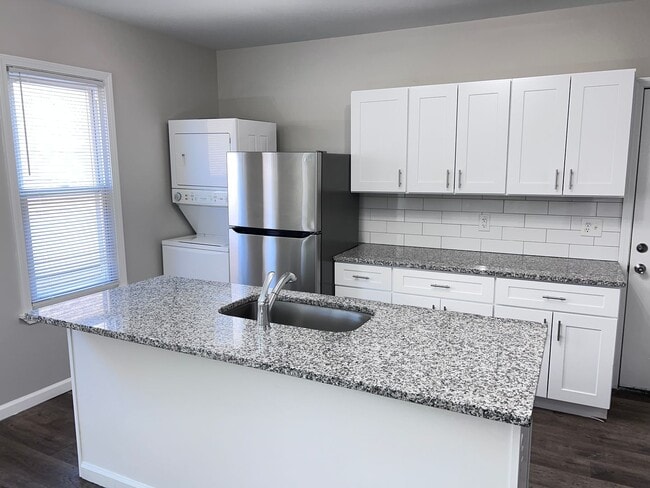 Building Photo - The Duplex on Plumer: Where Modern Meets M...