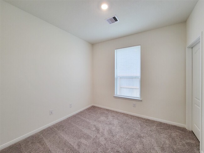 Building Photo - 2809 Cordova Hl Dr