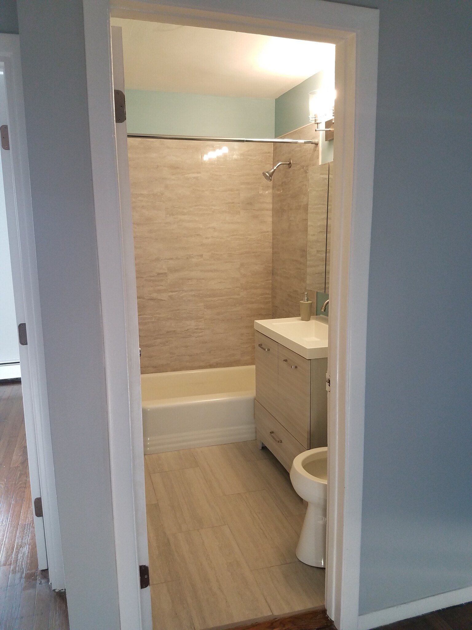 Master Bath - 8892 Jody Ln