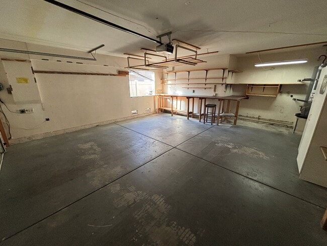 Building Photo - Charming one story home in Mission Village Gated Community