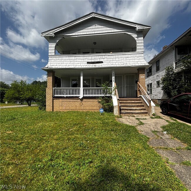 Building Photo - 3736 E 153rd St
