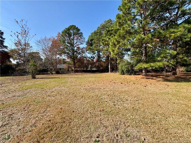 Building Photo - 1222 Kienast Dr