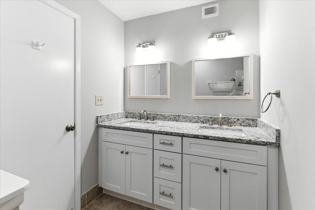 Building Photo - 17 Fair Haven Way