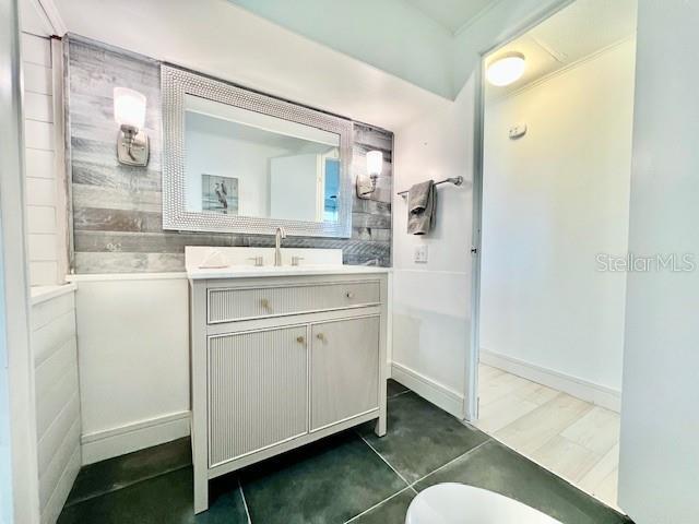 Building Photo - 10810 Freedom Dr