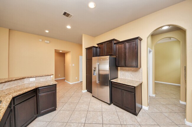 Building Photo - 5327 Wolfpen Ridge Ln