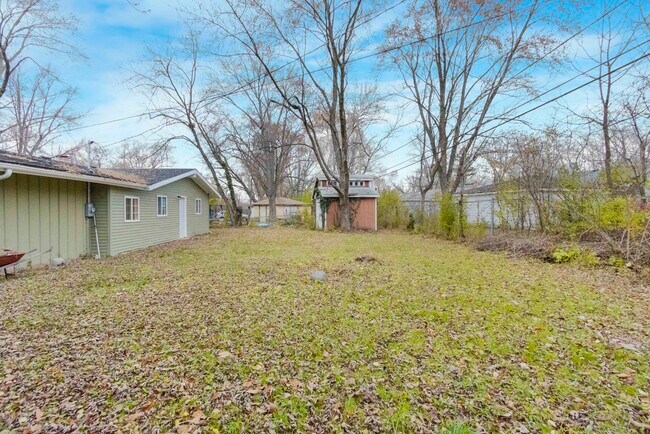 Building Photo - 22339 Strassburg Ave