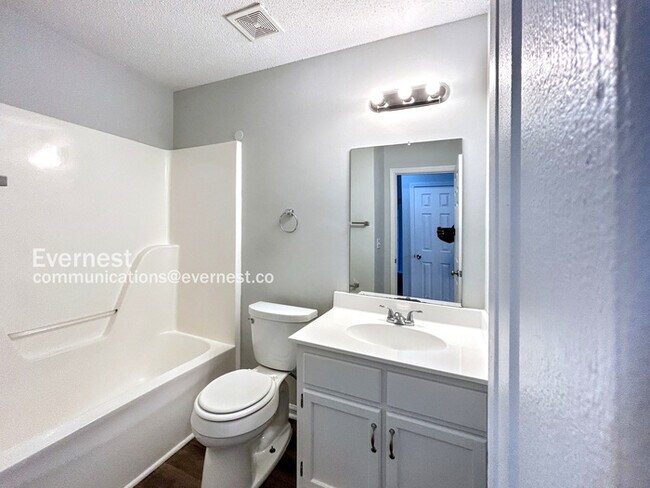 Building Photo - 2604 Bristol Cove