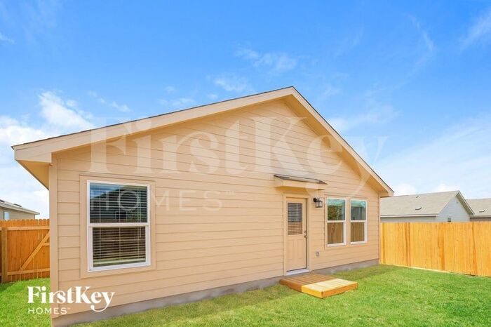 Building Photo - 10551 McClintock Dr