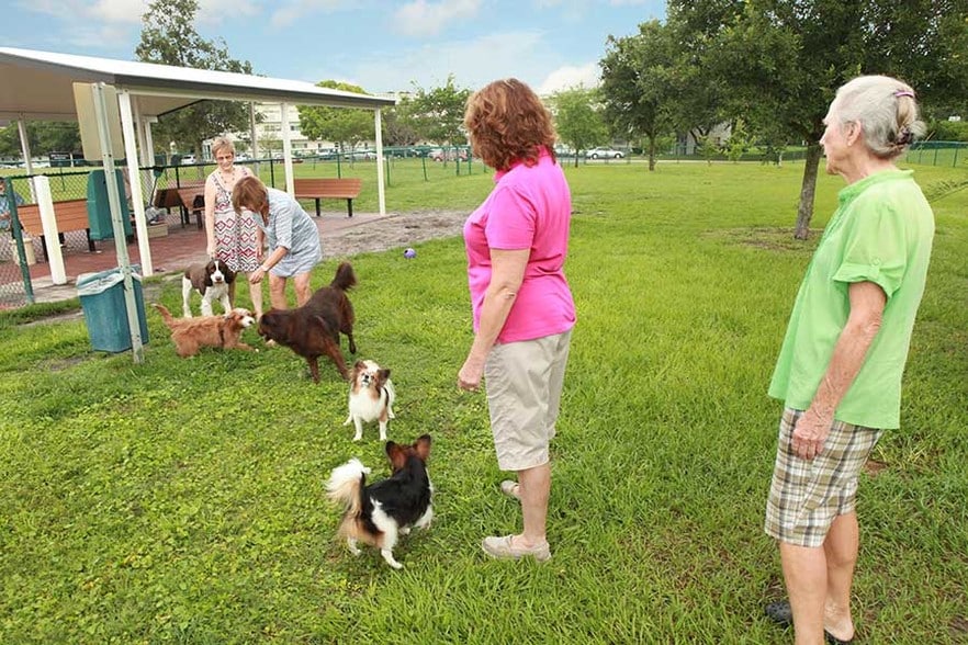 Building Photo - 2402 Ecuadorian Way