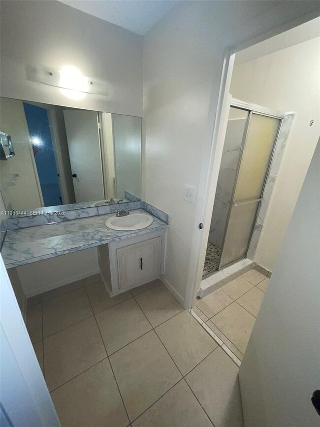 Building Photo - 5953 NW 25th Ct