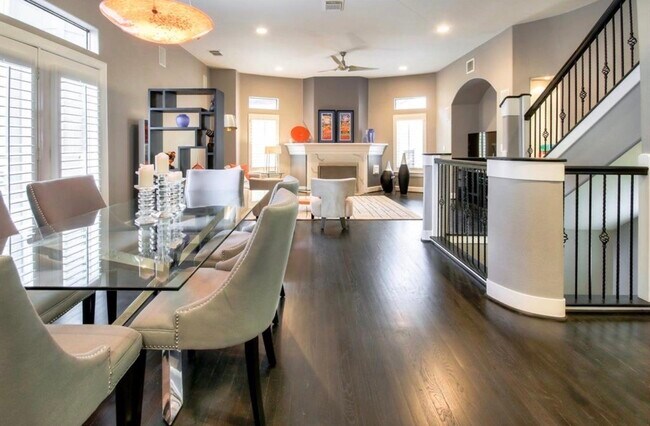 Building Photo - 5408 Rose St