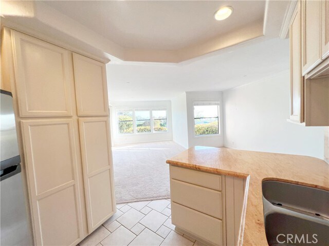 Building Photo - 1074 Calle Del Cerro