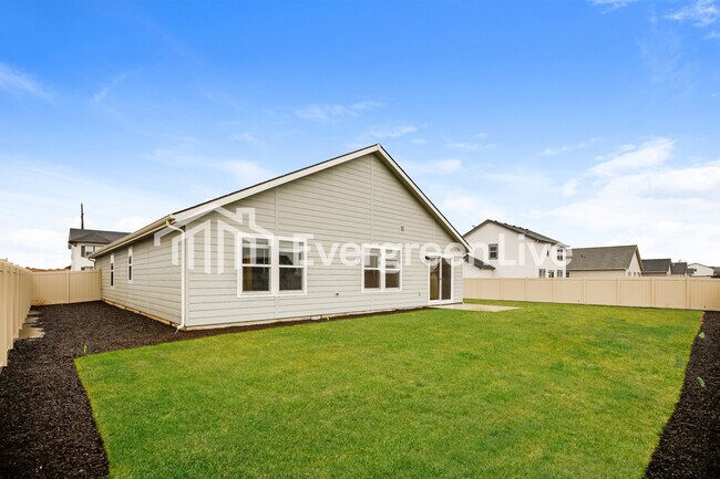 Building Photo - 15146 Nimbus Way