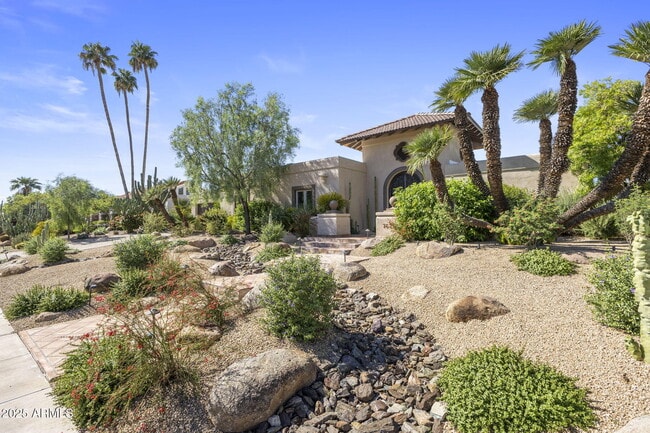 Building Photo - 7620 E Vía Del Placito