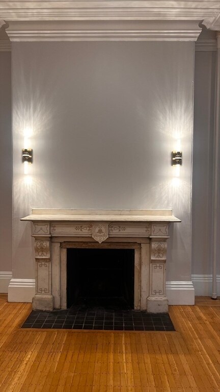 Building Photo - 172 Marlborough St