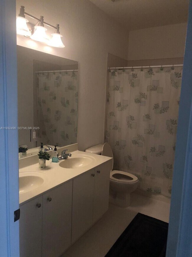 Building Photo - 11476 NW 81st Terrace