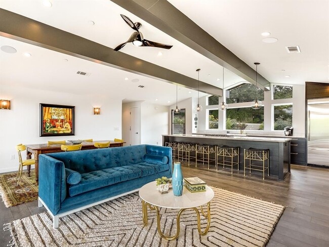 Building Photo - 2700 Rollingwood Dr