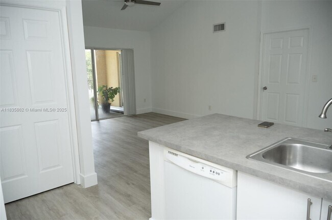 Building Photo - 2600 S University Dr